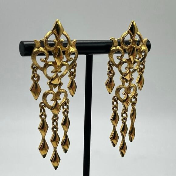 Monet Vintage High Shine Gold Plated Gold Chandelier Dangles Pierced Earrings - Picture 2 of 10